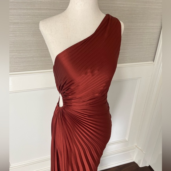 ALC Delfina Pleated  Maxi Dress - Picture 9 of 13
